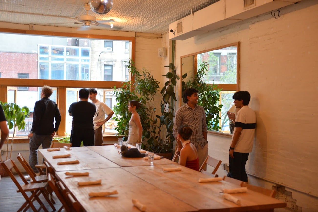 Restaurant scene